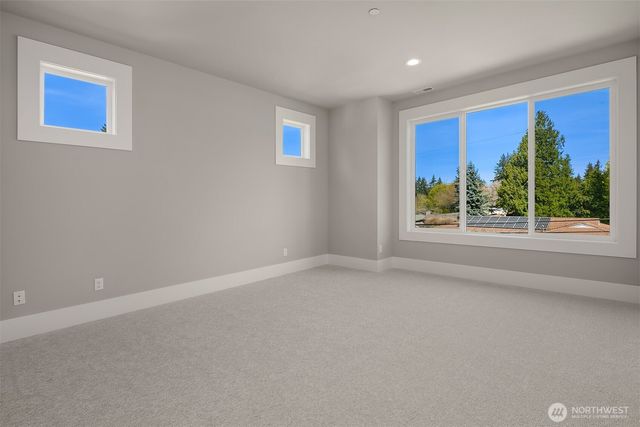 15827 SE 4th Street, Bellevue, WA 98008