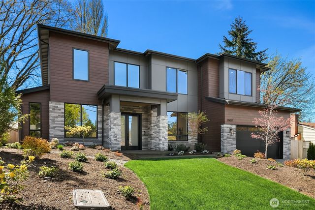 15827 SE 4th Street, Bellevue, WA 98008