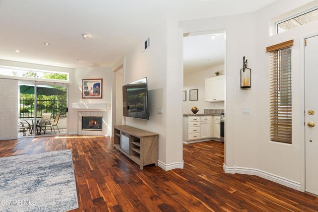 11504 Countrycreek Court, Moorpark, CA 93021