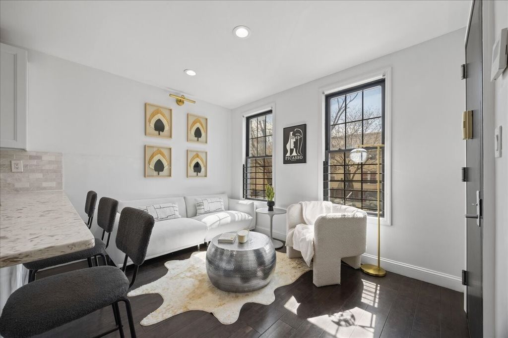 2271A PACIFIC Street, New York City, NY 11233