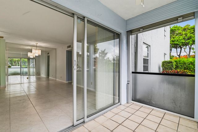 7535 S Oriole Boulevard 108, Delray Beach, FL 33446