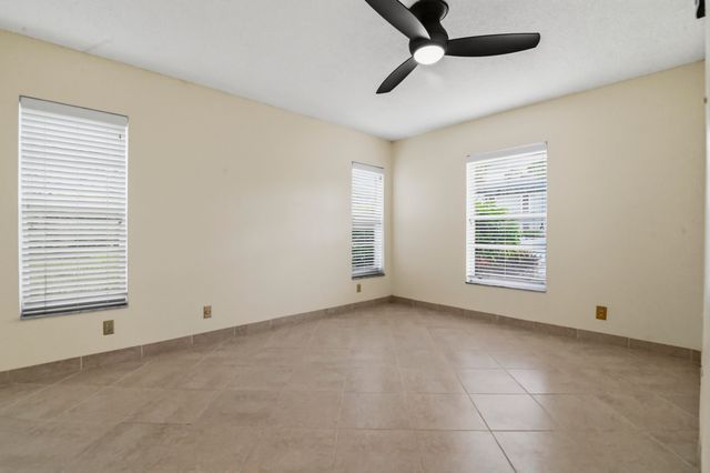 7535 S Oriole Boulevard 108, Delray Beach, FL 33446