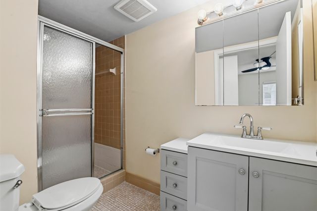 7535 S Oriole Boulevard 108, Delray Beach, FL 33446