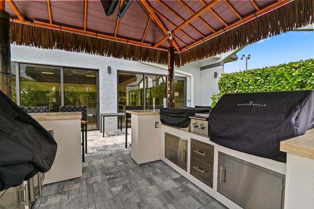 7535 S Oriole Boulevard 108, Delray Beach, FL 33446