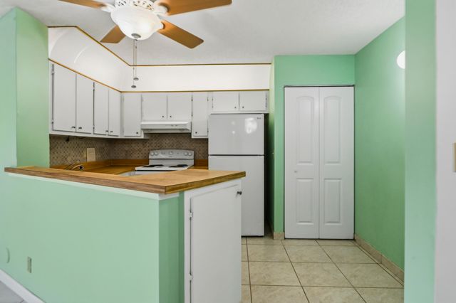 7535 S Oriole Boulevard 108, Delray Beach, FL 33446