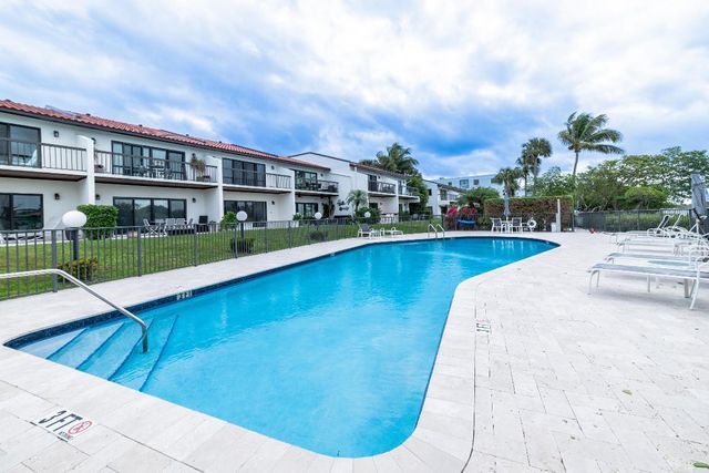 3474 S Ocean Boulevard 2, Palm Beach, FL 33480