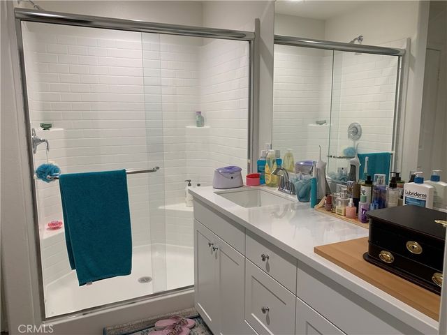 41987 Isadora St 1404, Murrieta, CA 92562