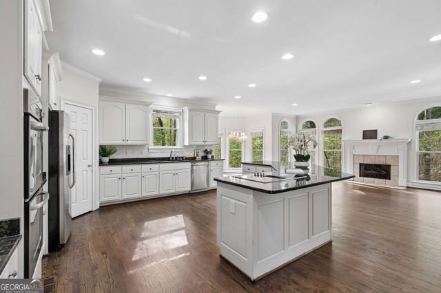 250 Steeple Pointe Drive, Roswell, GA 30076