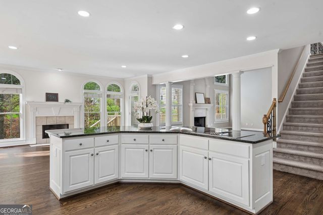 250 Steeple Pointe Drive, Roswell, GA 30076