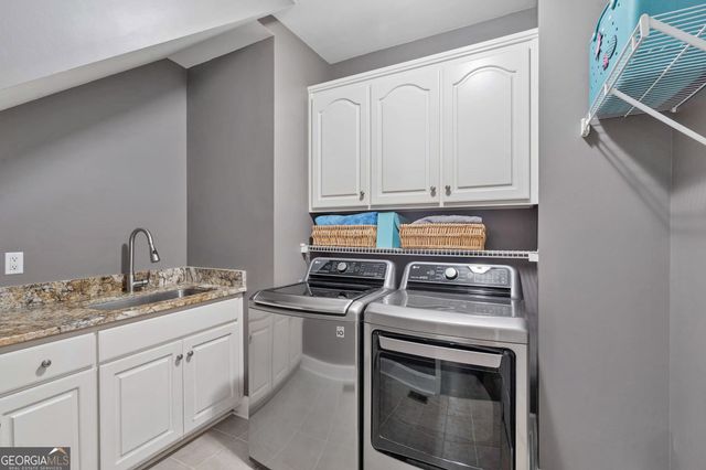 250 Steeple Pointe Drive, Roswell, GA 30076