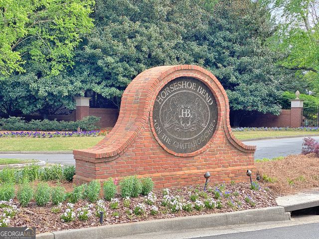 250 Steeple Pointe Drive, Roswell, GA 30076