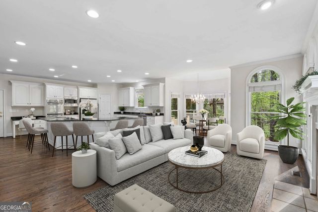 250 Steeple Pointe Drive, Roswell, GA 30076