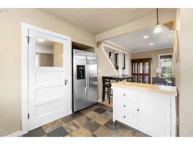 3601 V St, Vancouver, WA 98663