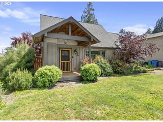 3601 V St, Vancouver, WA 98663