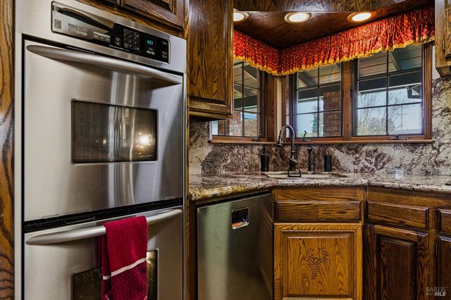 2538 Patricia Dr, Napa, CA 94558