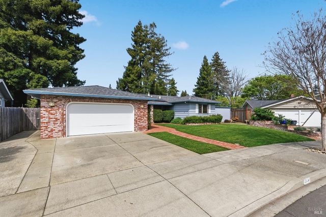 2538 Patricia Dr, Napa, CA 94558