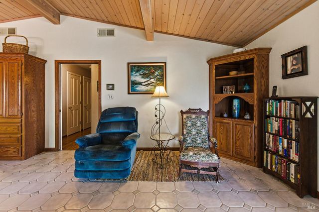 2538 Patricia Dr, Napa, CA 94558