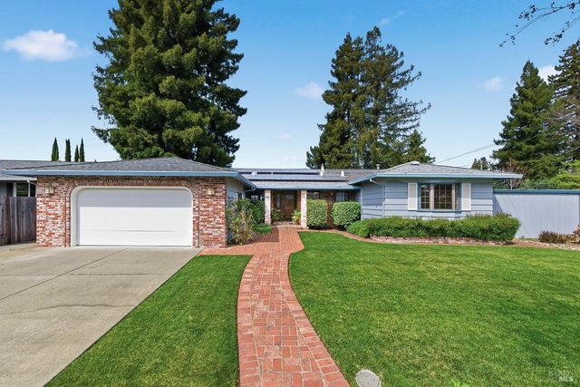 2538 Patricia Dr, Napa, CA 94558