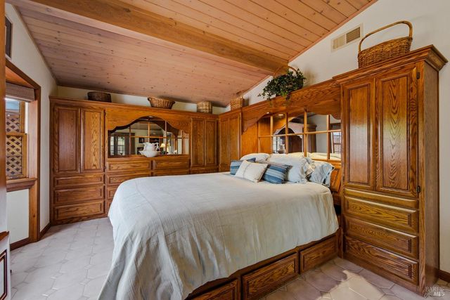 2538 Patricia Dr, Napa, CA 94558