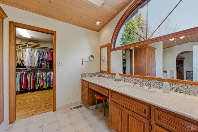 2538 Patricia Dr, Napa, CA 94558