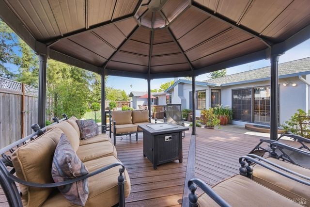 2538 Patricia Dr, Napa, CA 94558