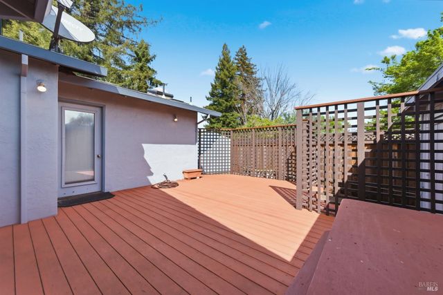 2538 Patricia Dr, Napa, CA 94558