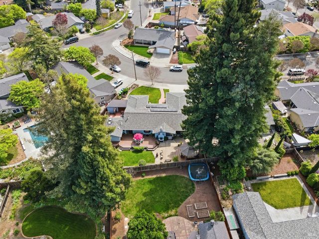 2538 Patricia Dr, Napa, CA 94558