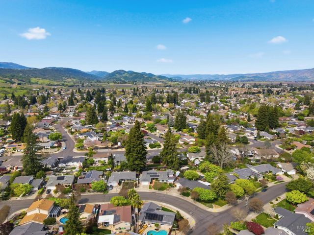 2538 Patricia Dr, Napa, CA 94558