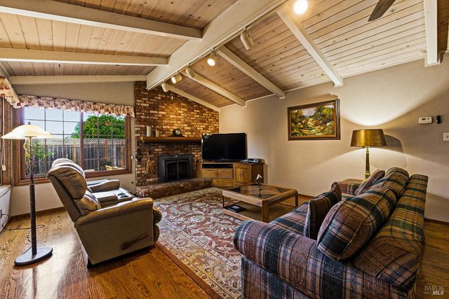 2538 Patricia Dr, Napa, CA 94558