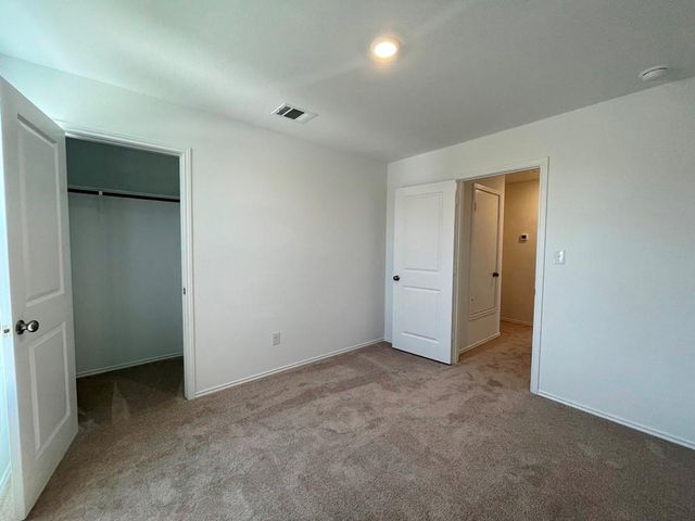 101 Hellcats WAY, Jarrell, TX 76537