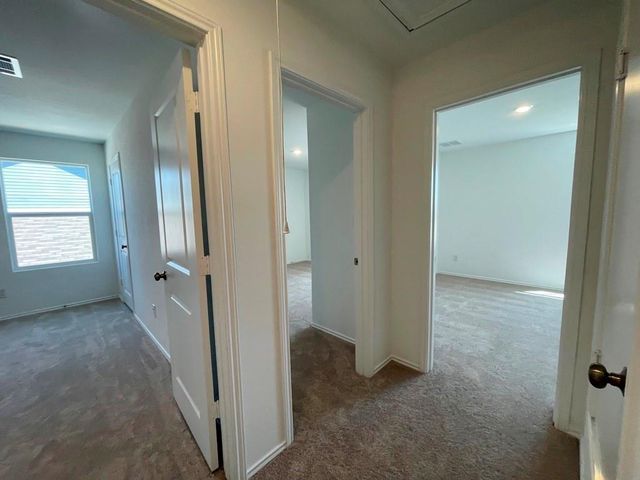 101 Hellcats WAY, Jarrell, TX 76537