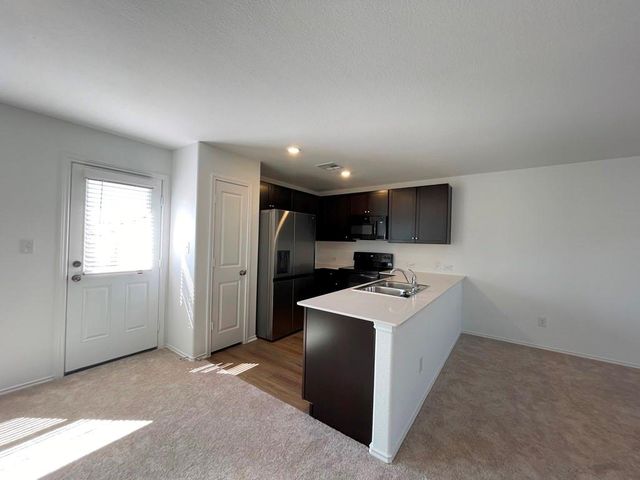 101 Hellcats WAY, Jarrell, TX 76537