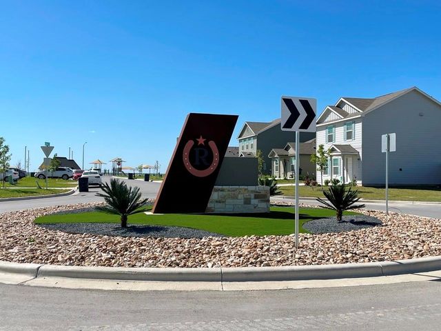 101 Hellcats WAY, Jarrell, TX 76537