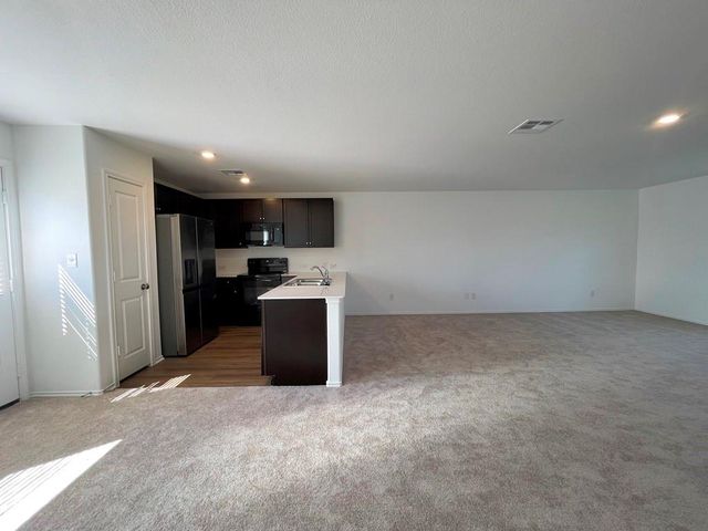 101 Hellcats WAY, Jarrell, TX 76537