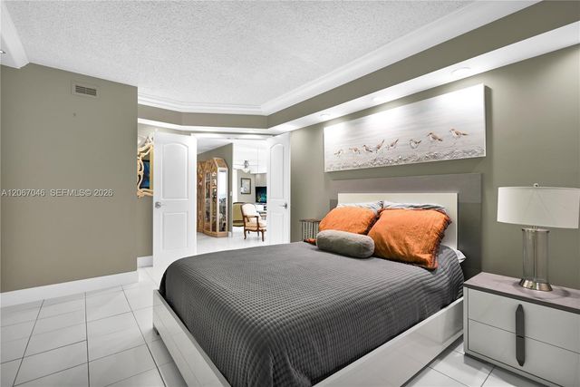 2030 S Ocean Drive 2027, Hallandale Beach, FL 33009
