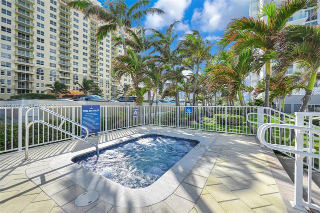 2030 S Ocean Drive 2027, Hallandale Beach, FL 33009