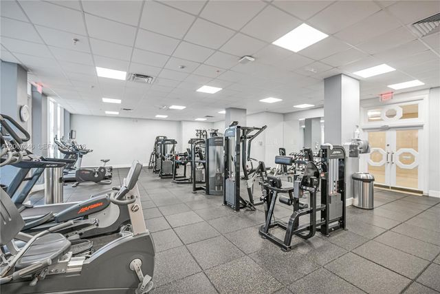 2030 S Ocean Drive 2027, Hallandale Beach, FL 33009