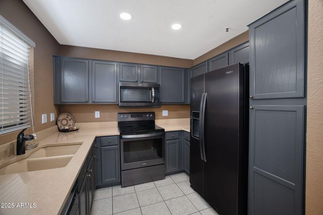19400 N WESTBROOK Parkway 216, Peoria, AZ 85382
