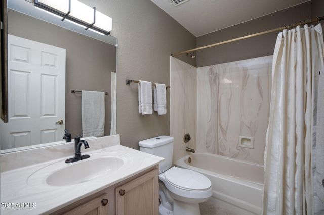19400 N WESTBROOK Parkway 216, Peoria, AZ 85382