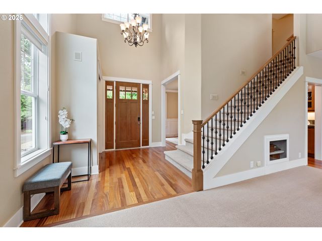 1991 COUNTRY CLUB Rd, Lake Oswego, OR 97034