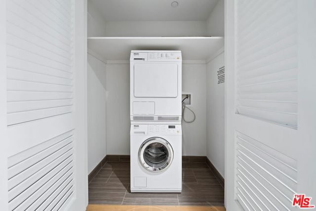 877 Francisco Street 2305, Los Angeles, CA 90017