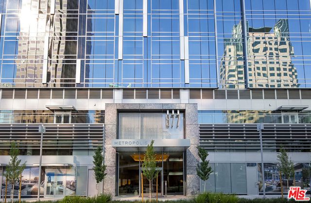 877 Francisco Street 2305, Los Angeles, CA 90017