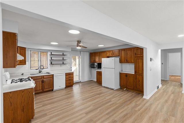 2721 N 52ND Terrace, Kansas City, KS 66104