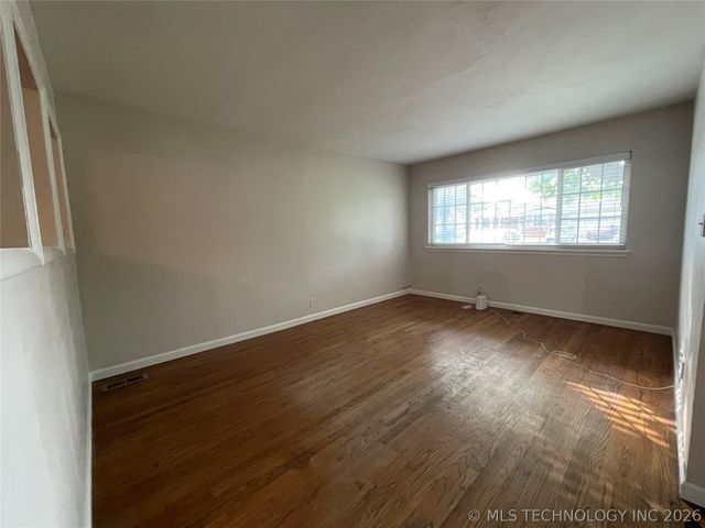 4647 S Winston Avenue, Tulsa, OK 74135