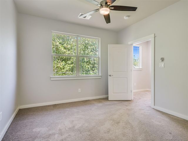 2210 Schriber ST A, Austin, TX 78704