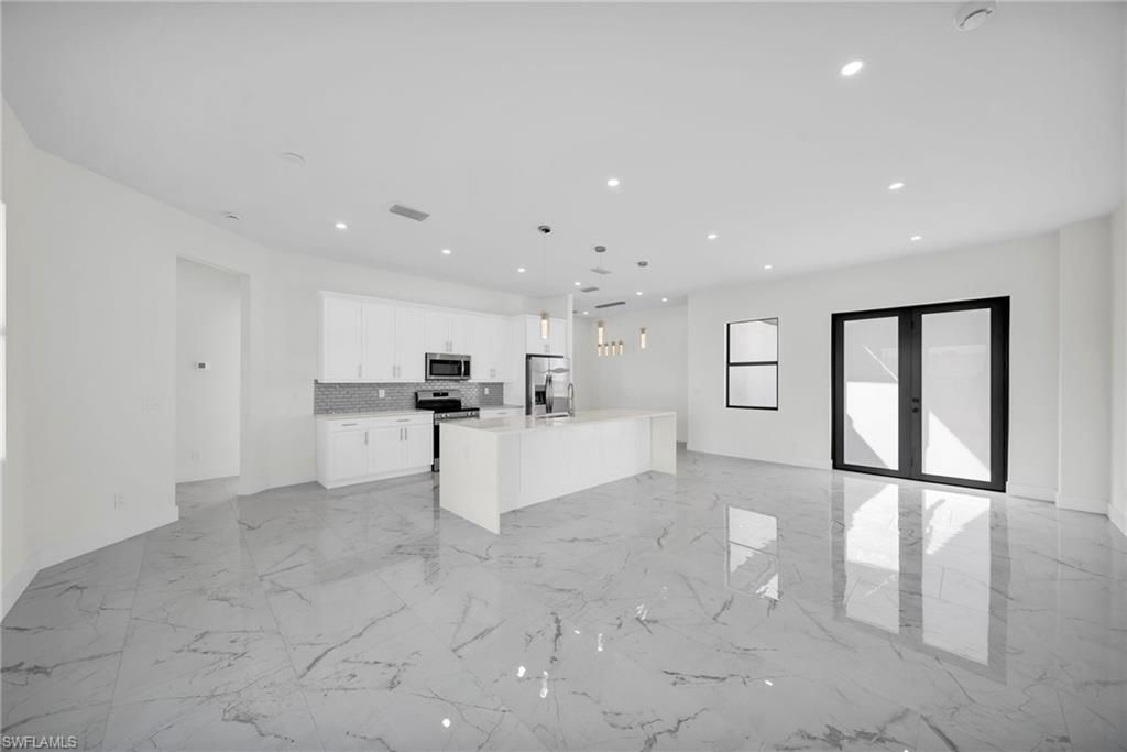 3034 Chiquita BLVD N, CAPE CORAL, FL 33993 — photo 4