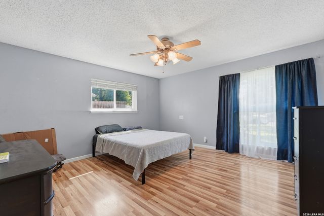 5703 Creekwood Street, San Antonio, TX 78233