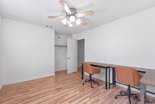 5703 Creekwood Street, San Antonio, TX 78233