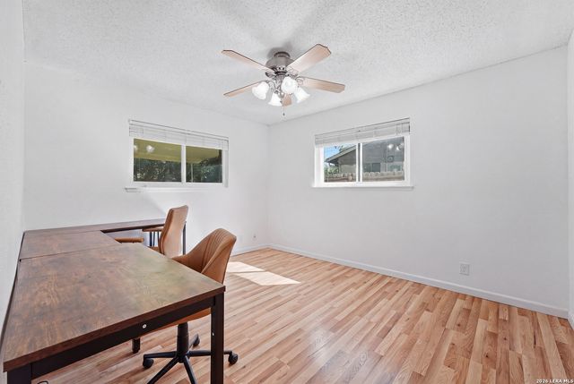 5703 Creekwood Street, San Antonio, TX 78233