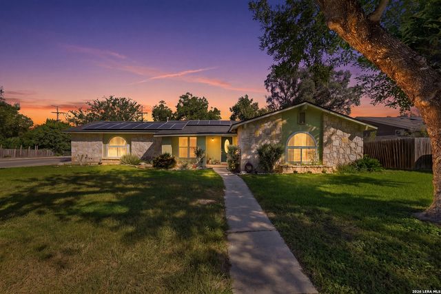 5703 Creekwood Street, San Antonio, TX 78233